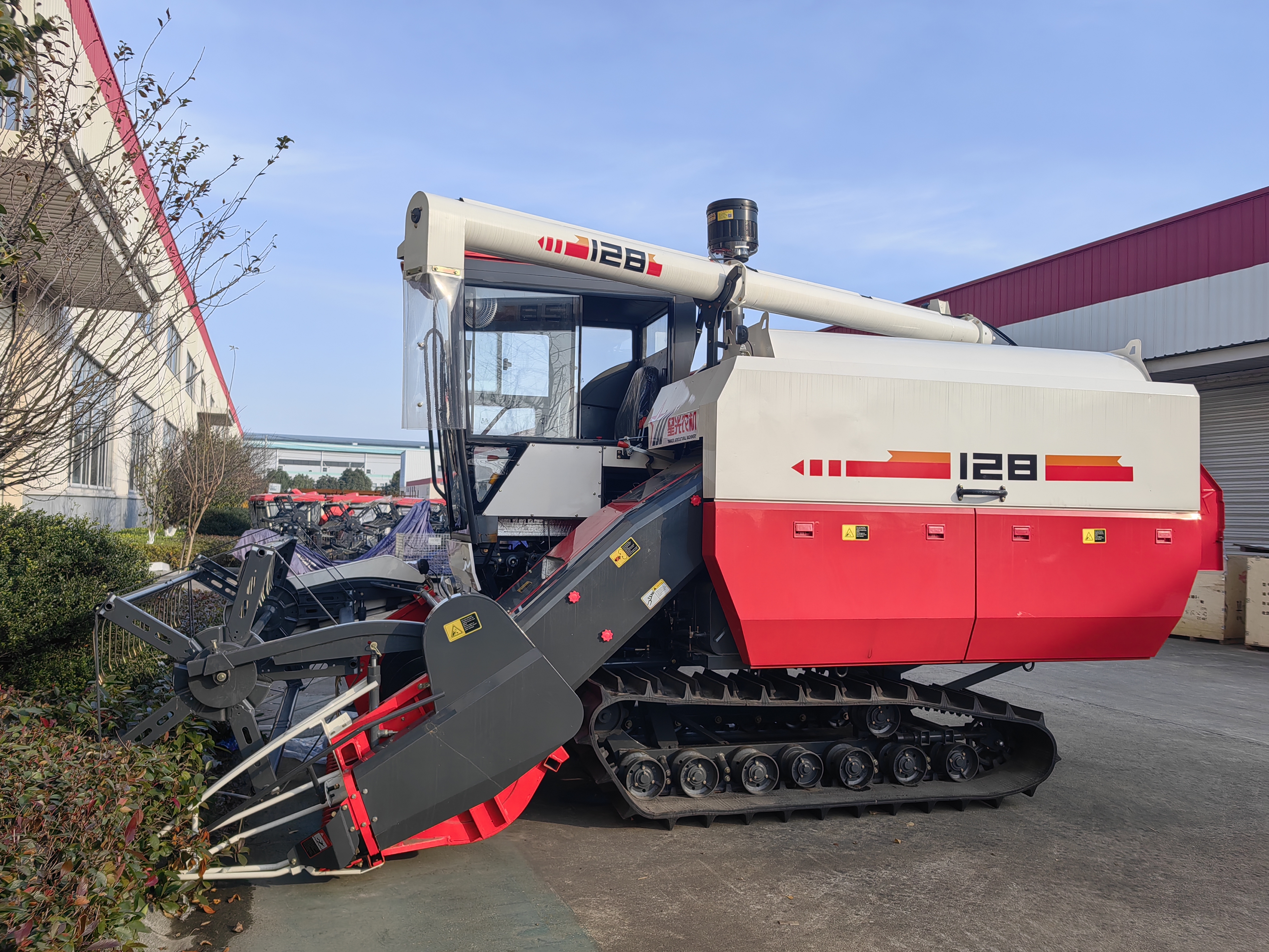 4lZ-7.0Z Full-Feed Combine Harvester